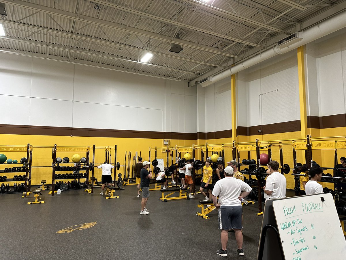 HDJacobsFBall's tweet photo. Great first week of camp and love having our alumni out this week. First day of pads today and lucky to have a great strength and conditioning coach with us in Mitch Policky.  Be ready to work next week! @HDJ_Athletics @JacobsHighS 
F.A.S.T. 🦅🏈 https://t.co/hNlKcJjNUm
