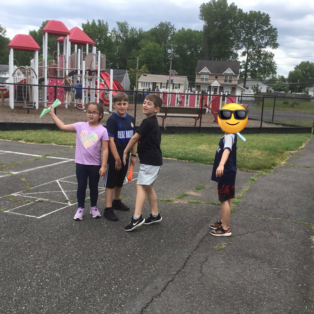 FeehanORH21's tweet image. Continuing our Countdown…Today we were Paper Plane Pilots!✈️ @ORHEagles21 #WeHelpChildren #makingitfun
