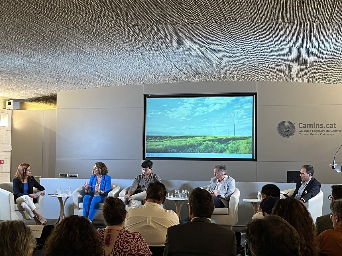 “A nivell d’impacte sobre el terreny, el de l’eòlica és menor. Barcelona és un punt clau i l’emplaçament de Collserola és l’únic possible. Disposar de molins posaria la ciutat en el mapa del compromís renovable”.

Afegeix <a href="/vicwind/">Víctor Cusí</a>, president d’<a href="/EolicCat/">EolicCat</a> 

#energia #eòlica