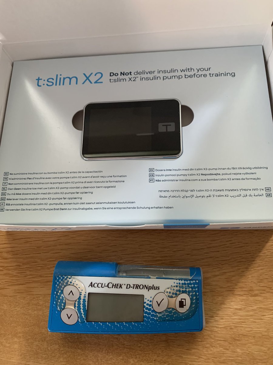 Insulin pump of ‘23 meet insulin pump of ‘98
I was funded for a pump in ‘98 due to disabling hypos. Using it saved my life
I’m so grateful for the help & access to tech over the years #Type1diabetes is relentless & tech is life changing
#DiabetesWeek2023 
#DiabetesTechCantWait