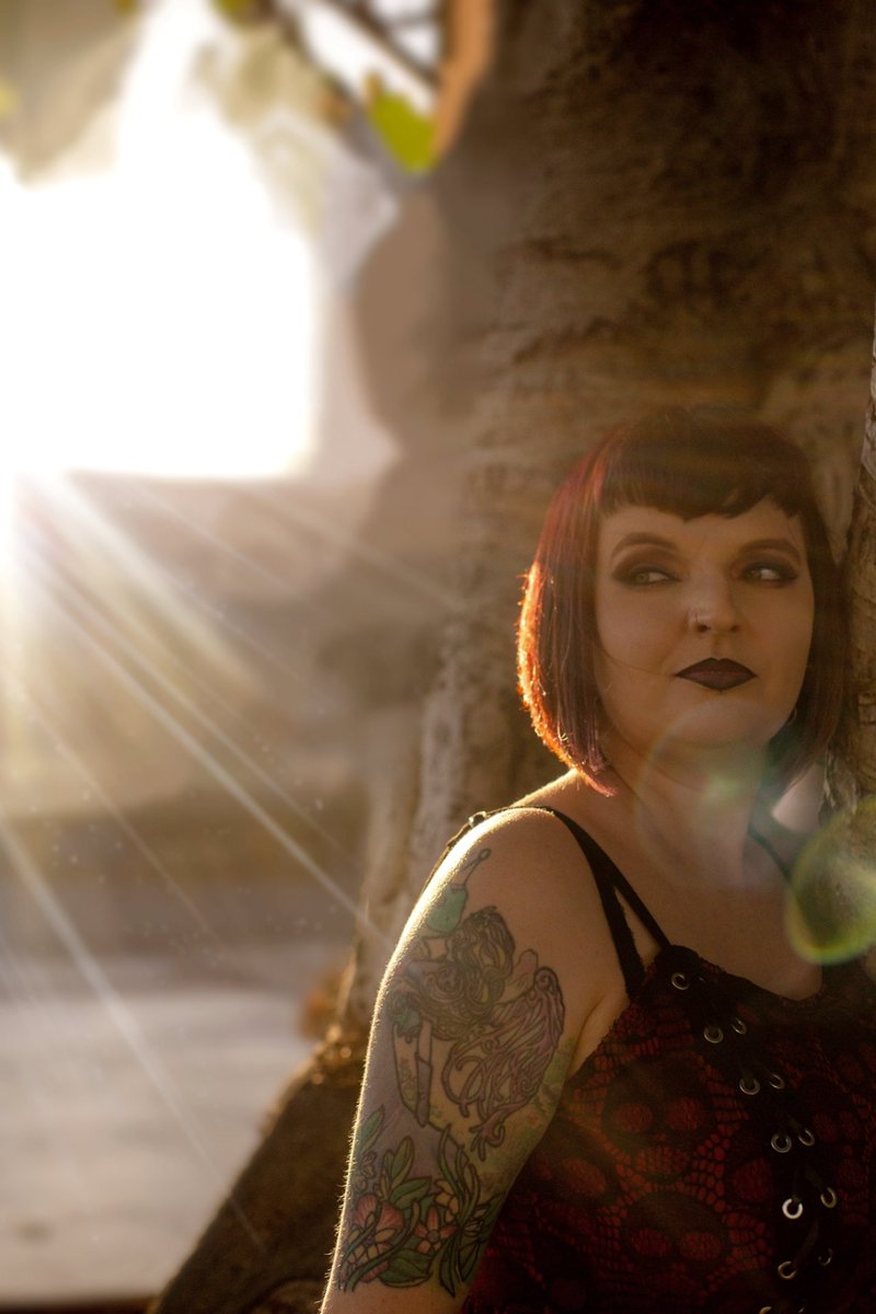 ColleenCModel's tweet photo. Got to work with @kookykatkay for @olivianoiregoth These images turned out so good!
Code: COLLEENCOLEMODEL
Dress by Olivia Noire
 #cosplaygirl #gothic #gothicgirl #gothgirl #goth #apparel #smallbusiness  #gothicstyle #gothaesthetic #gothfashion #tattooed #tattoedmodel #altmodel https://t.co/wQ3tNpCyfd