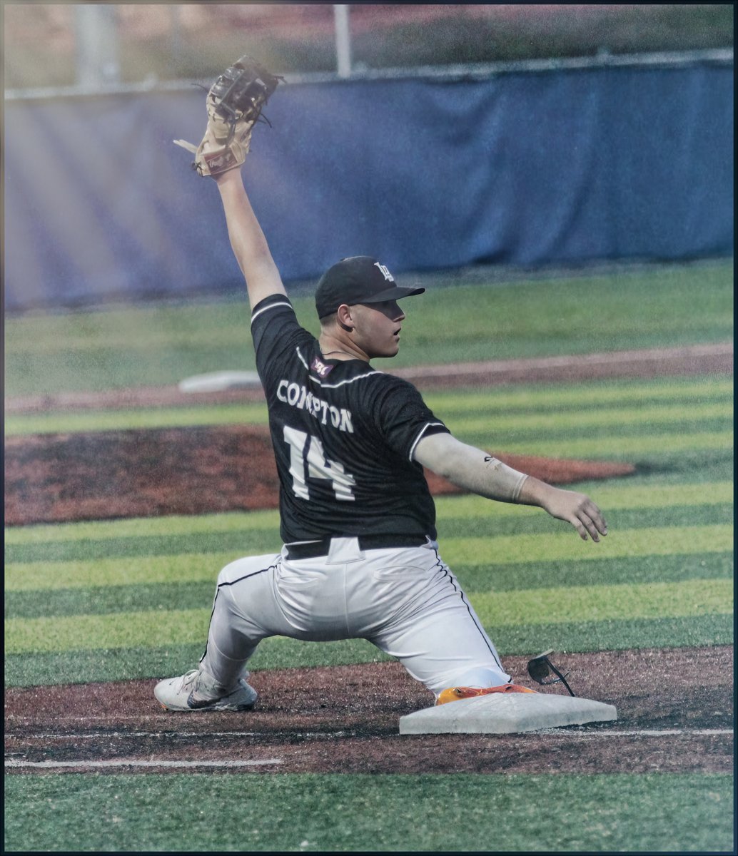dzuskind's tweet photo. Never underestimate the Stretch @Langleyblaze @ashton_compton #Boomerangelo https://t.co/CRaWFI5mbS