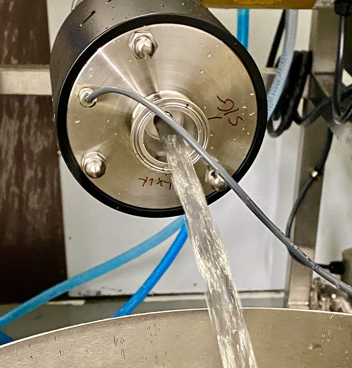 arometrix's tweet image. Did you know?  
When we went to the @hashatron labs for that RnD session, it was also for a lab analytics visit.  In fact, did you know Arometrix offers on-site visits that provide real time data using your Finder of choice?

#arometrix #hashatron #science #stem #cannabis