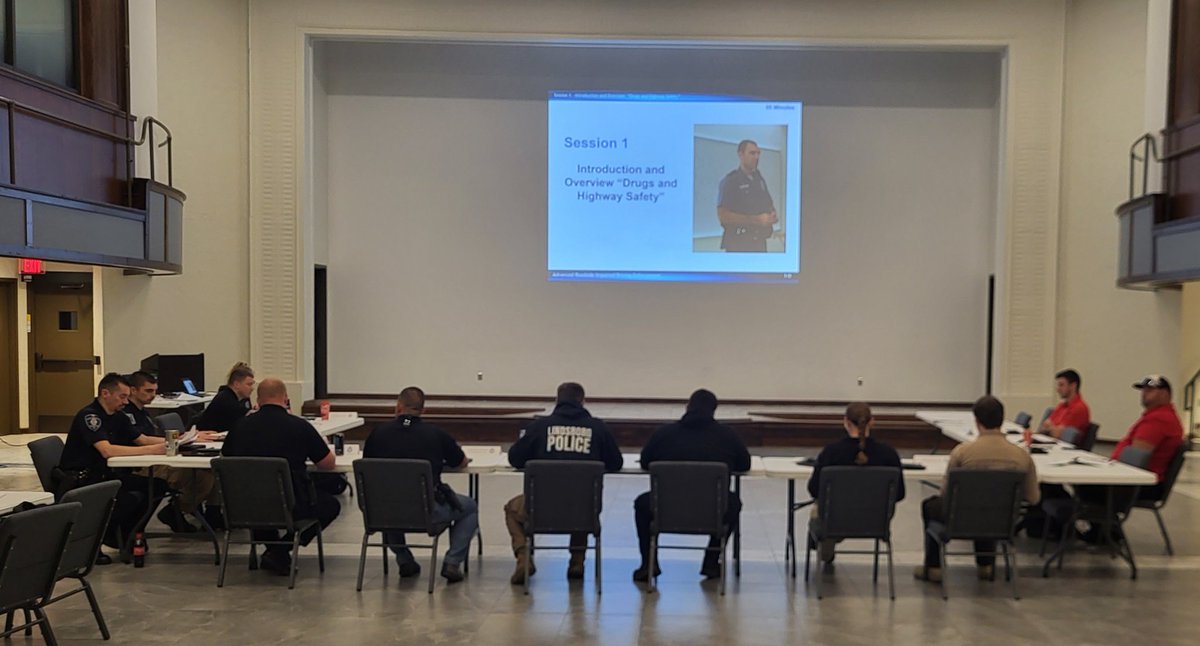 McPhersonPD's tweet photo. On Tuesday &amp; Wednesday, McPherson KS Police Department Officers McFall, Miller, Fisher, &amp; Amelkin completed Advanced Roadside Impairment Driving Enforcement (A.R.I.D.E.) Training in McPherson. This training was presented by the Kansas Highway Patrol. 

#DriveSober #drivesafeks https://t.co/USoJHY0TcZ