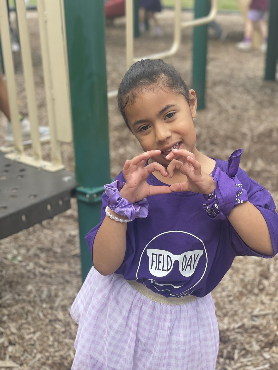 Ms. Aloia (@msaloia) on Twitter photo Nothing brings us more joy than field day! Go team purple! ๐๐ <a href="/MsTharas/">MsTharas</a> <a href="/ParkPrinc/">Emily Macias-Capellan</a> <a href="/EMercadoAP/">Ellie Mercado</a> <a href="/OssiningSchools/">Ossining UFSD</a> Nothing brings us more joy than field day! Go team purple! ๐๐ <a href="/MsTharas/">MsTharas</a> <a href="/ParkPrinc/">Emily Macias-Capellan</a> <a href="/EMercadoAP/">Ellie Mercado</a> <a href="/OssiningSchools/">Ossining UFSD</a>