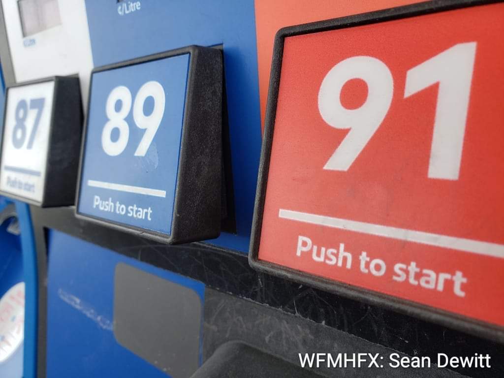 Gas prices change at midnight #hfxtraffic 

Gas down 1.6 cents
Diesel down 1.4 cents