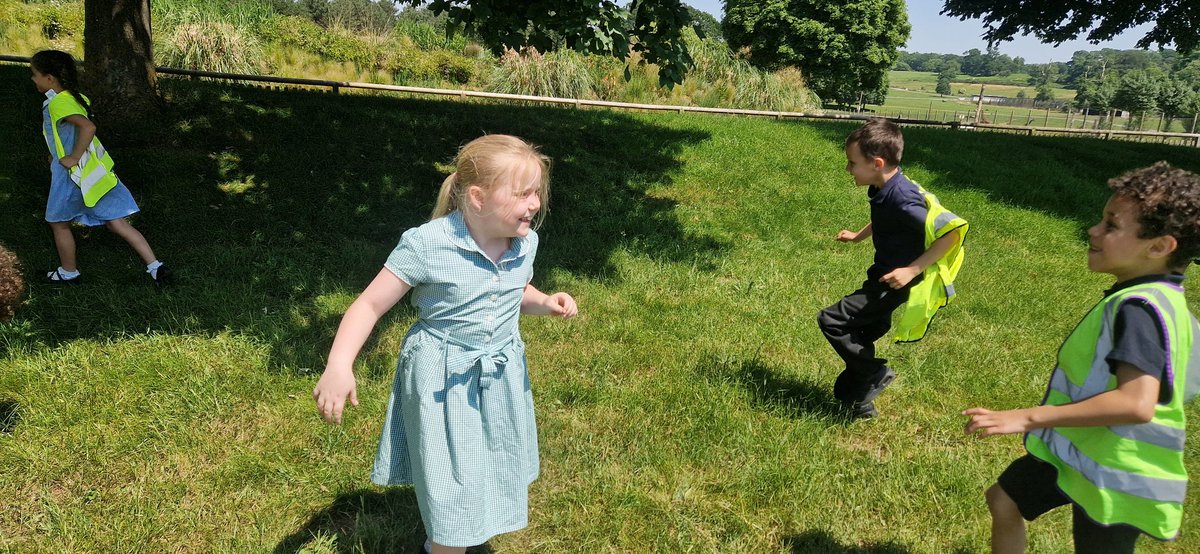 uptonclass2FP's tweet photo. Do you remember what Emily said?
Eyes to the side....
Eyes at the front ready to ...... https://t.co/BCqrBJz6JQ