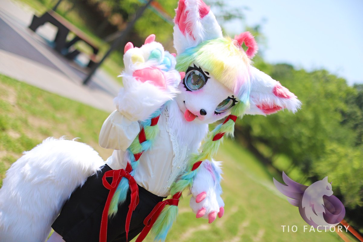 TIO_FACTORY's tweet photo. 🌈🦊

#pride #fursuitpride
#fursuitfriday #fursuit  #kemono #kemonosuit #fursuitforsale #fursuitmaker https://t.co/P8sYFyf5kU