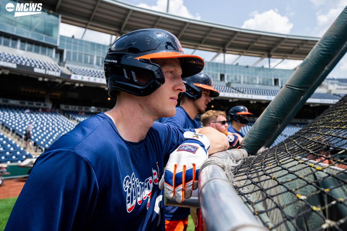 WAHOOWA, WAHOOWA
UNI-V, VIR-GIN-I-A
HOO-RAH-RAY, HOO-RAH-RAY
RAY! RAY! U-V-A!

#MCWS x <a href="/UVABaseball/">Virginia Baseball</a>