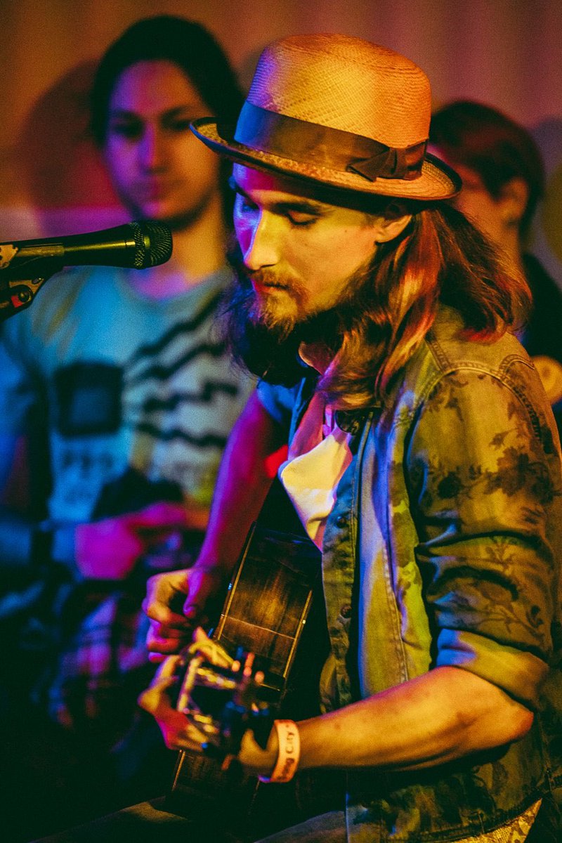 Big thank you to #songcitytroy and the <a href="/GetRuckedTroy/">The Ruck</a> 😃 it was wonderful to get to perform in such a intimate setting 🙌🏻 

Photos by <a href="/KikiVassilakis/">Kiki Vassilakis 🐼👅</a>