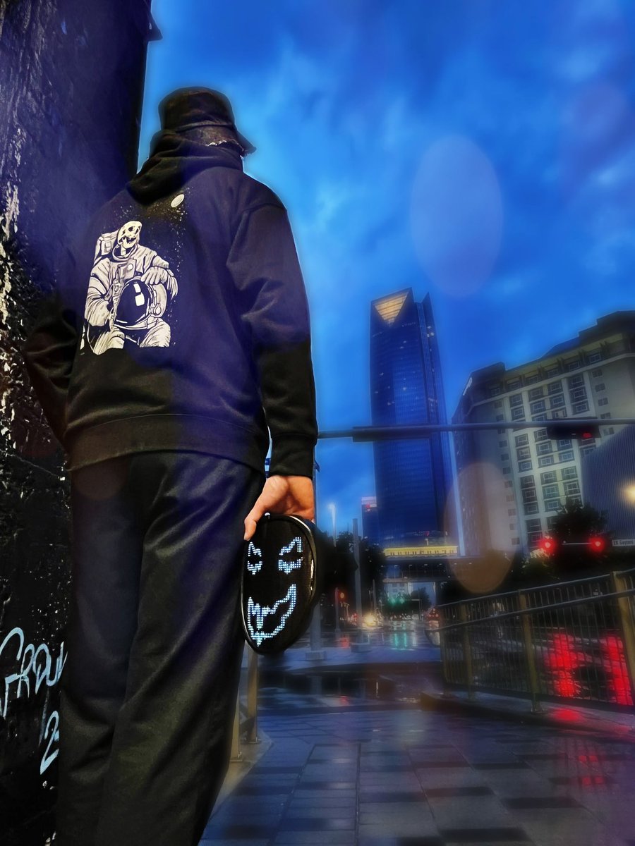 TruColours20's tweet photo. Overcome Galactic Rescue…

Our recent release involved in the Out of this World collection.

https://t.co/4cJRZv8zqp https://t.co/o8okNYXMLf