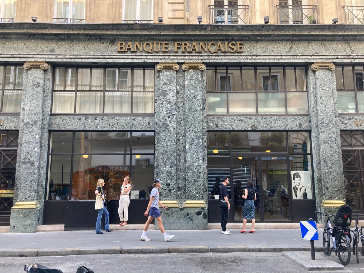 SchnockRevue's tweet image. Passion typo dans son jus.
#ruevivienne #paris2 #devanture #typography