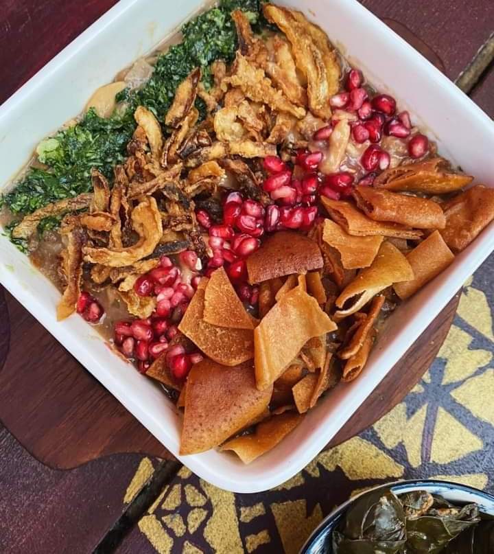 هنيت. لمتابعيني جوعو 
انتشرو يدورو عشاء 
ولا به احد منهم بلعاافيه 
وذيه عشاي
بسم الله علي 😁