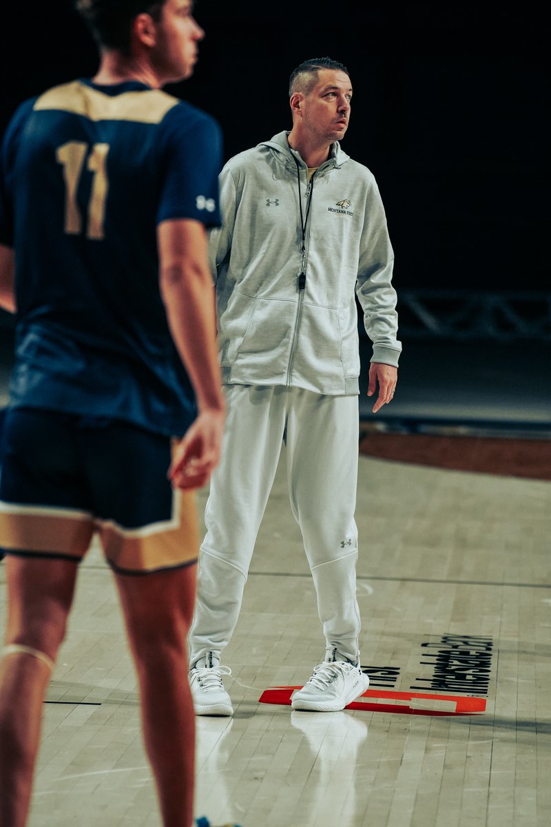 ʙᴀᴄᴋ ɪɴ ᴛʜᴇ ʟᴀʙ.

#GoCatsGo