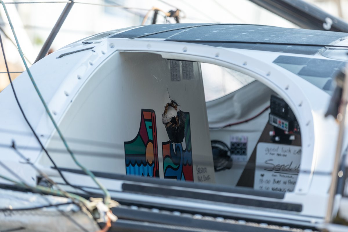 The damage on board <a href="/11thHourTeam/">11th Hour Racing Team</a>: #GUYOTTeamEurope's bowsprit pierced the cockpit all the way through, and the bow smashed into Mālama's hull from the deck almost down to the waterline.

#TheOceanRace