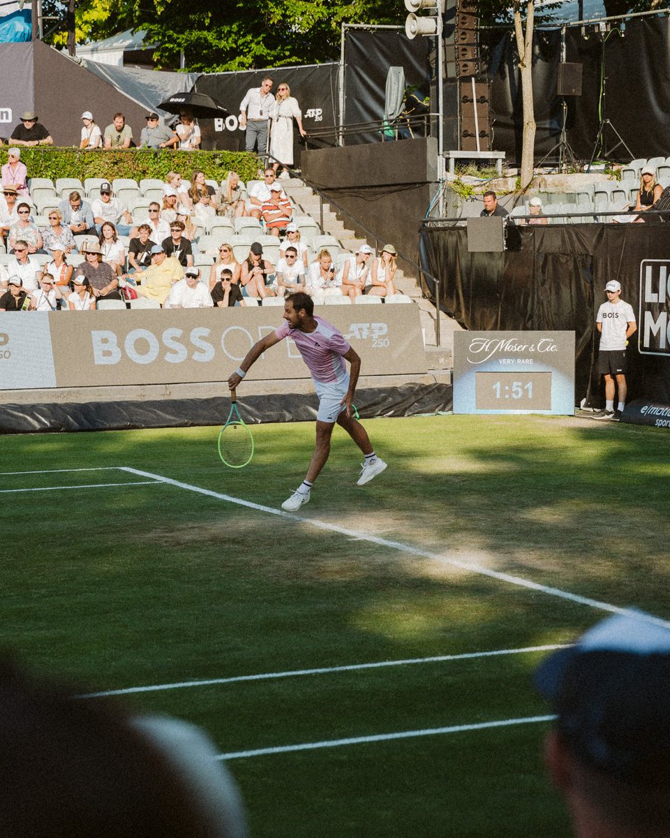 boss__open's tweet photo. World No. 55 @richardgasquet1 wins in three sets against top seed Stefanos Tsitsipas

#BOSSOPEN #atptour #atp #stuttgart #tennis #gasquet #tsitsipas https://t.co/B3616Xx00p
