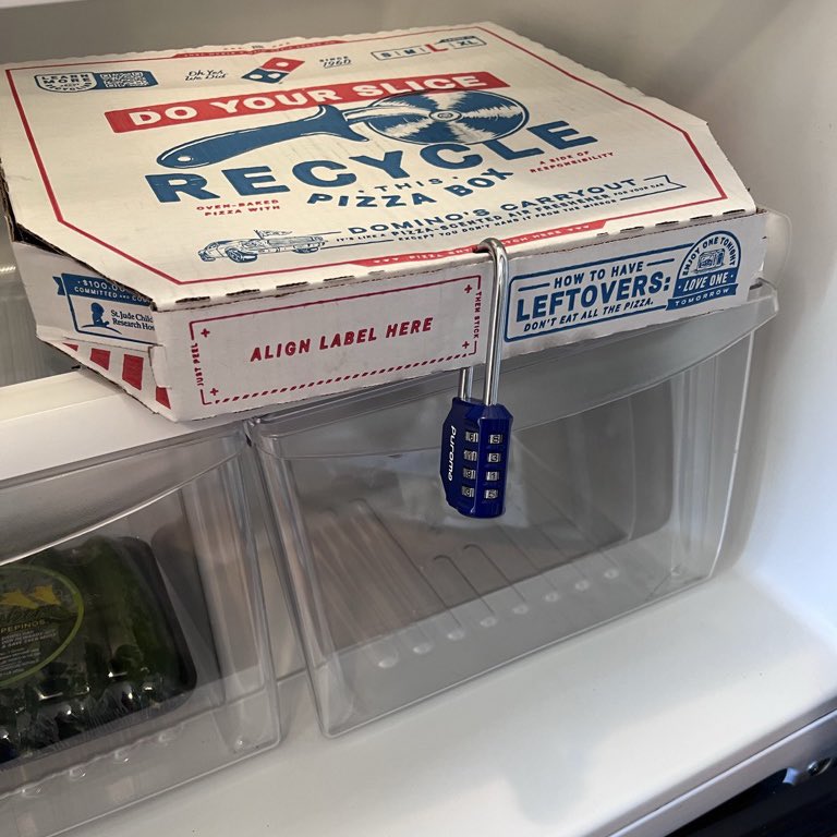 Domino's Pizza tweet media
