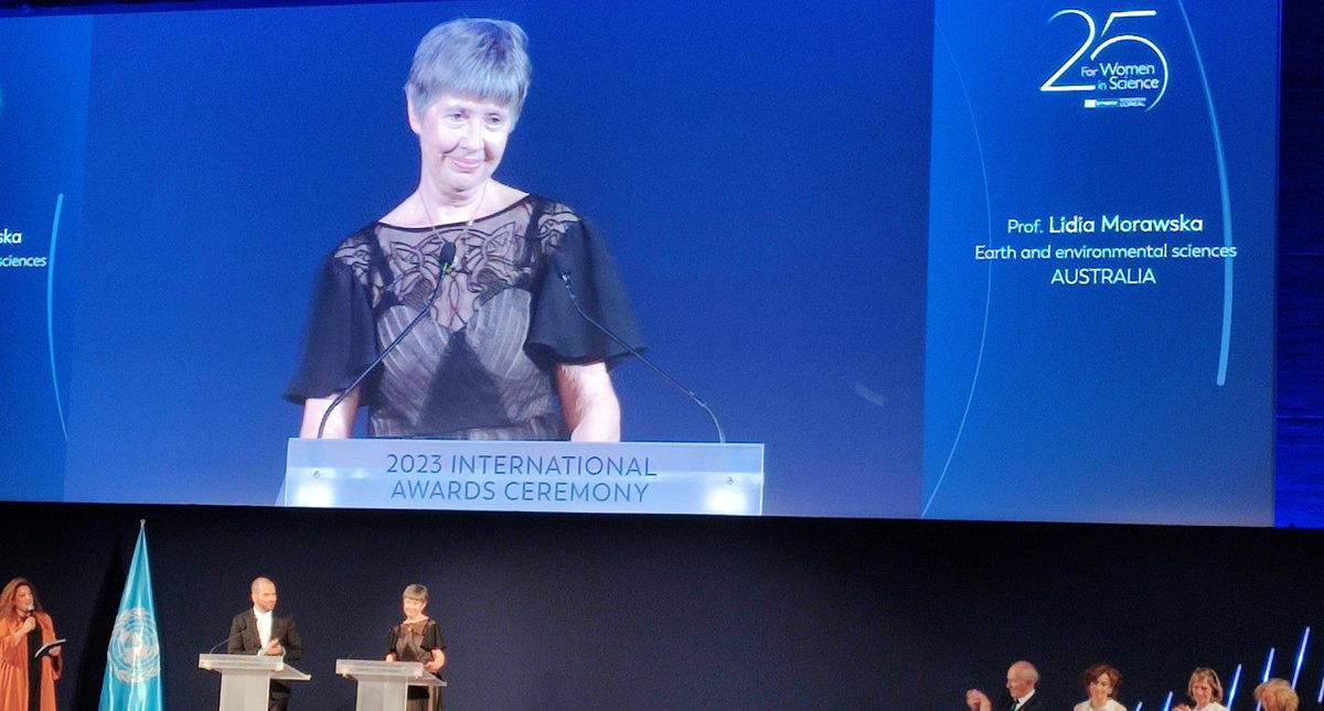 MEGATECSA's tweet photo. Félicitations à la lauréate le Prof. #Lidiamoraska, pour son travail pour #airquality . #Fwis #fwis25 @FondationLOreal https://t.co/GIIktzwnIW