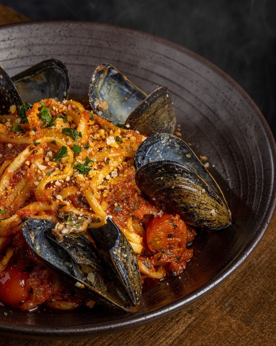 IdentityMediaPR's tweet image. Visit @mau_miami this week and enjoy delicious Bohemian Mediterranean food 🌾🍽️