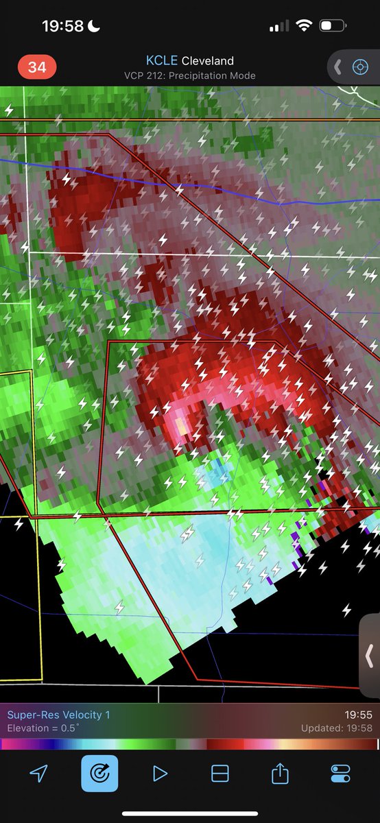 SBG_WX's tweet photo. This was not in my 2023 bingo card in Ohio of all places. #OHWx #wxtwitter https://t.co/X4xsGI7vVd