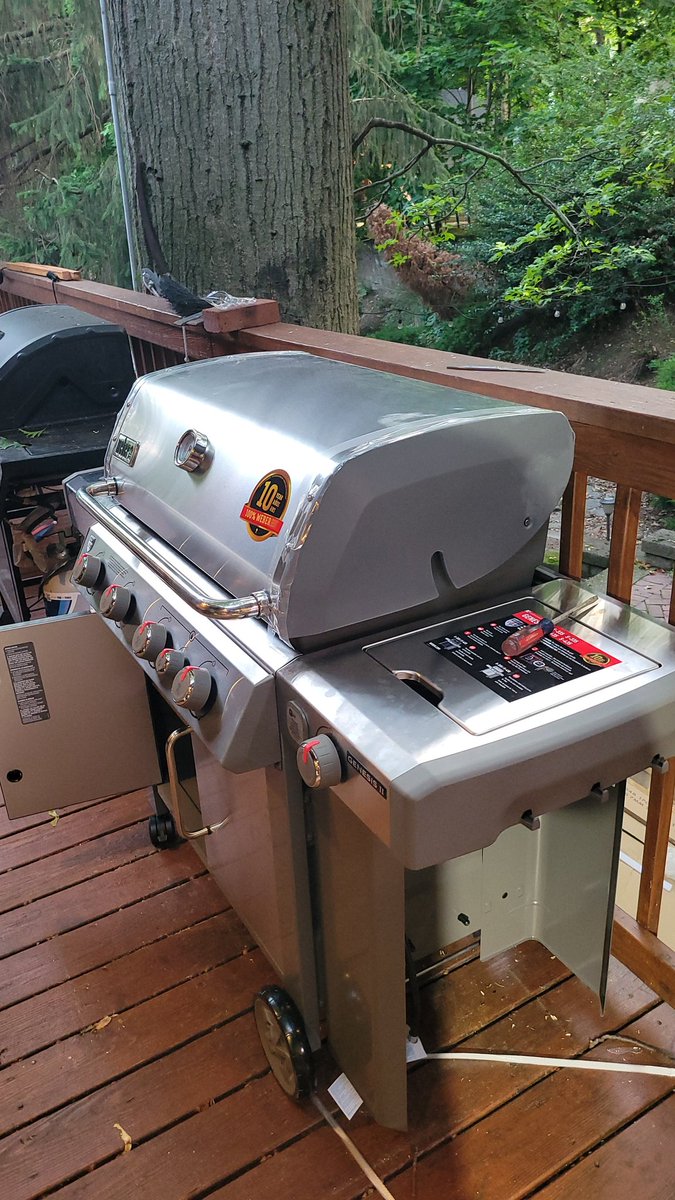 He__Dont's tweet image. Who said sexy ass latino, irish and scottish boys with adhd and an unorganized playlist can't build a massive fucking grill?