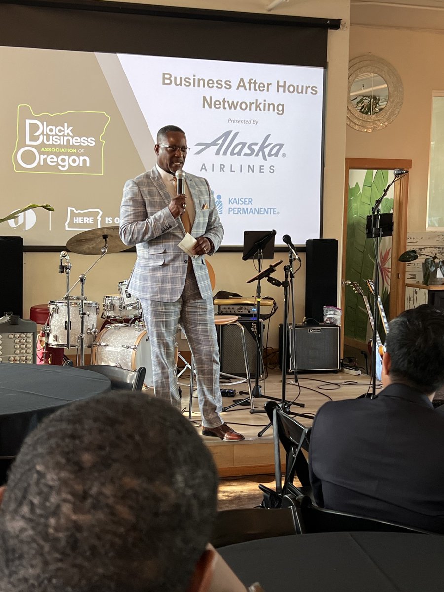 Thank you to all the members who came out for the summer BBAO After Hours Networking event! 

#BBAO #BlackOwnedBusinesses #Oregon @HereIsOregon @Oregonian @KPNorthwest @AlaskaAir