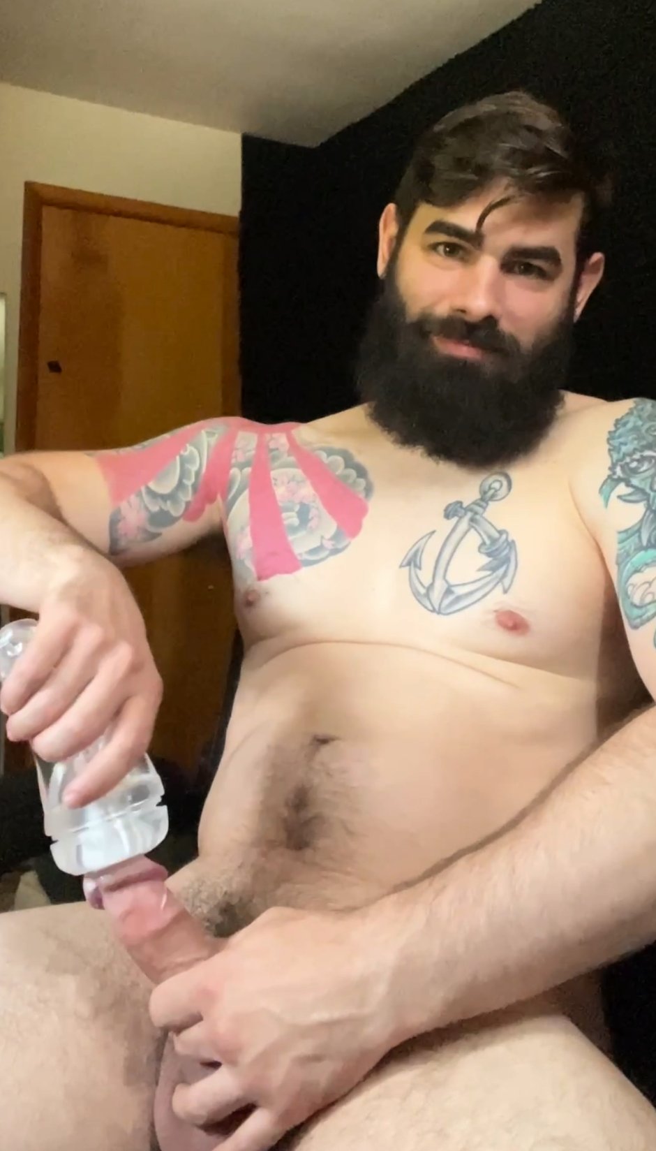 Me, looking at you... looking at me... https://t.co/GpYkQ8Atwe Free to sub, come hang out. https://t.co/HUPAFWcNqY