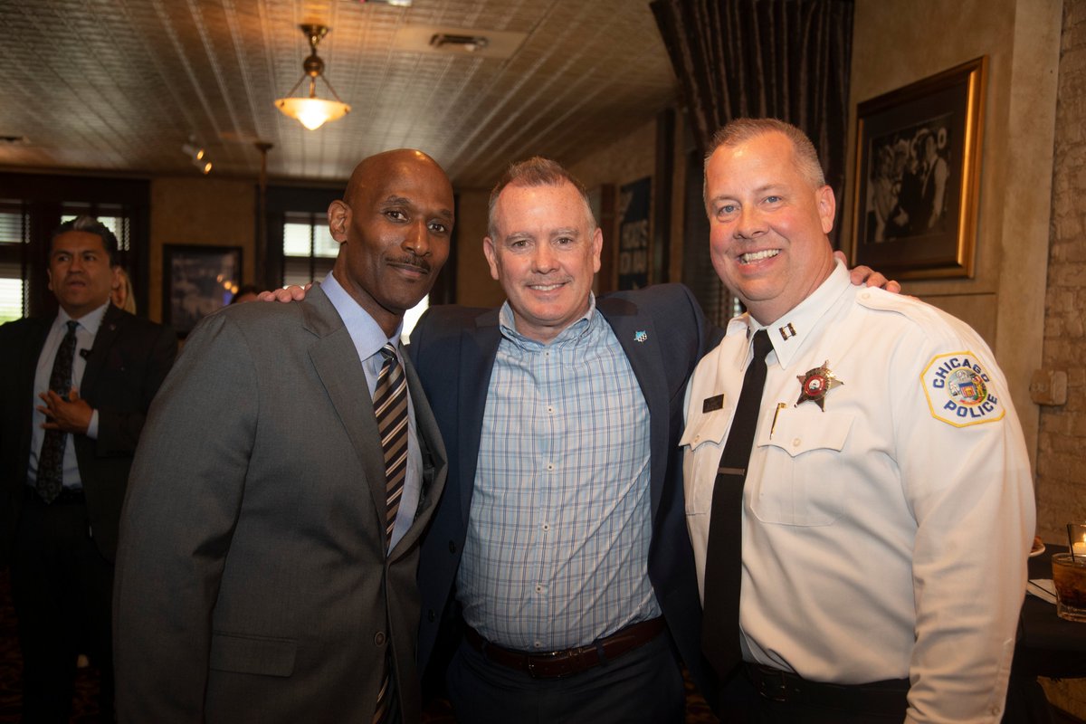 Chicago_Police's tweet photo. .@CPDSupt and command staff members joined the @TheMagMile today for a conversation about public safety. The @Chicago_Police remains committed to collaborating with our business partners and community members to enhance public safety downtown and citywide. https://t.co/79xbnsUbYC