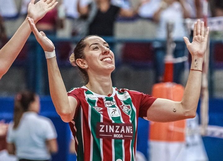 Portal da Superliga ><figcaption>Larissa is another former tricolor athlete who will defend Bauru</figcaption></figure>              </div>
                            <div class=