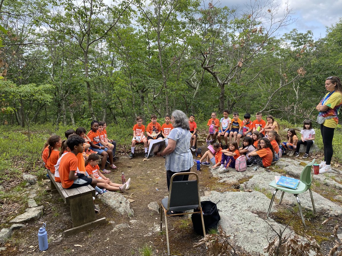 DrMPodestaMcD's tweet photo. PVES Sustainability Fair! Our elementary students rotated through engaging, beautiful outdoor learning stations! Our students 💙our 🌎!! @jluft1 @PutnamValleyCSD @JackieLevinePV @44natalie @apjpicco @bruno24_j https://t.co/HNbHpLaEIM