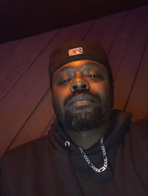 Its   Up    Today has been a good  day happy  40th  birthday  to my self https://t.co/AB68Bz8h7u<a href="/tag/bookwithflip"class="tags"><span>#bookwithflip</span></a>