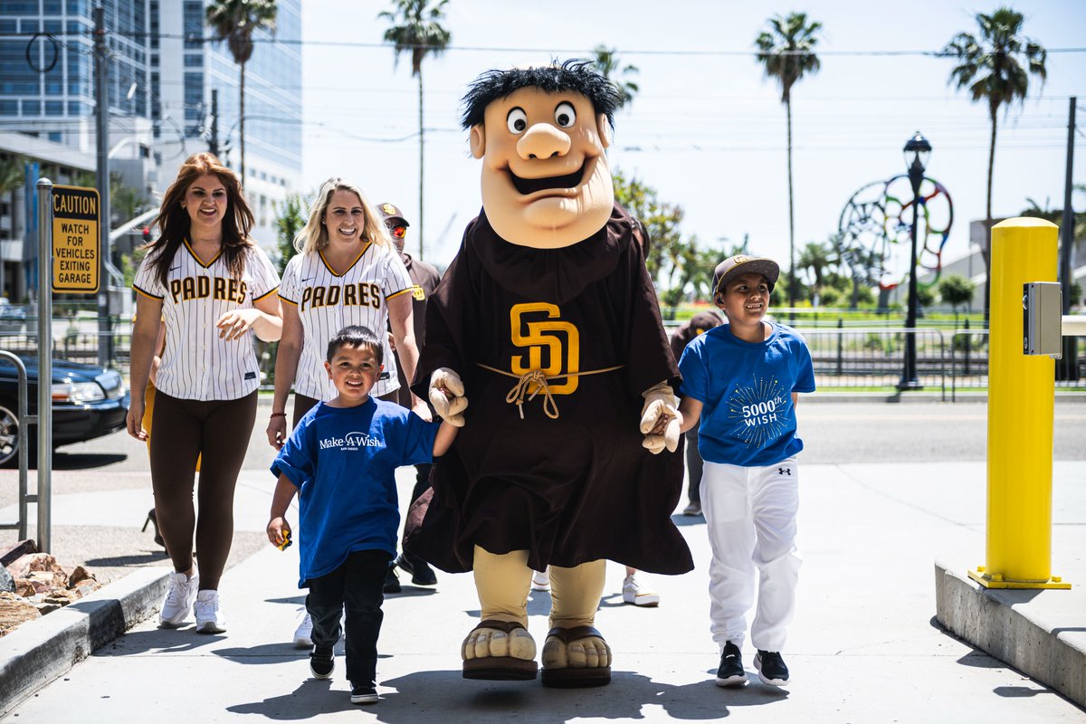 Today was an extra special day at the ballpark 🥹 Together with  @wishsandiego, we helped grant the organization's 5,000th wish and  fulfilled Eric's dream of becoming a San Diego Padre for a, image size:1200x800