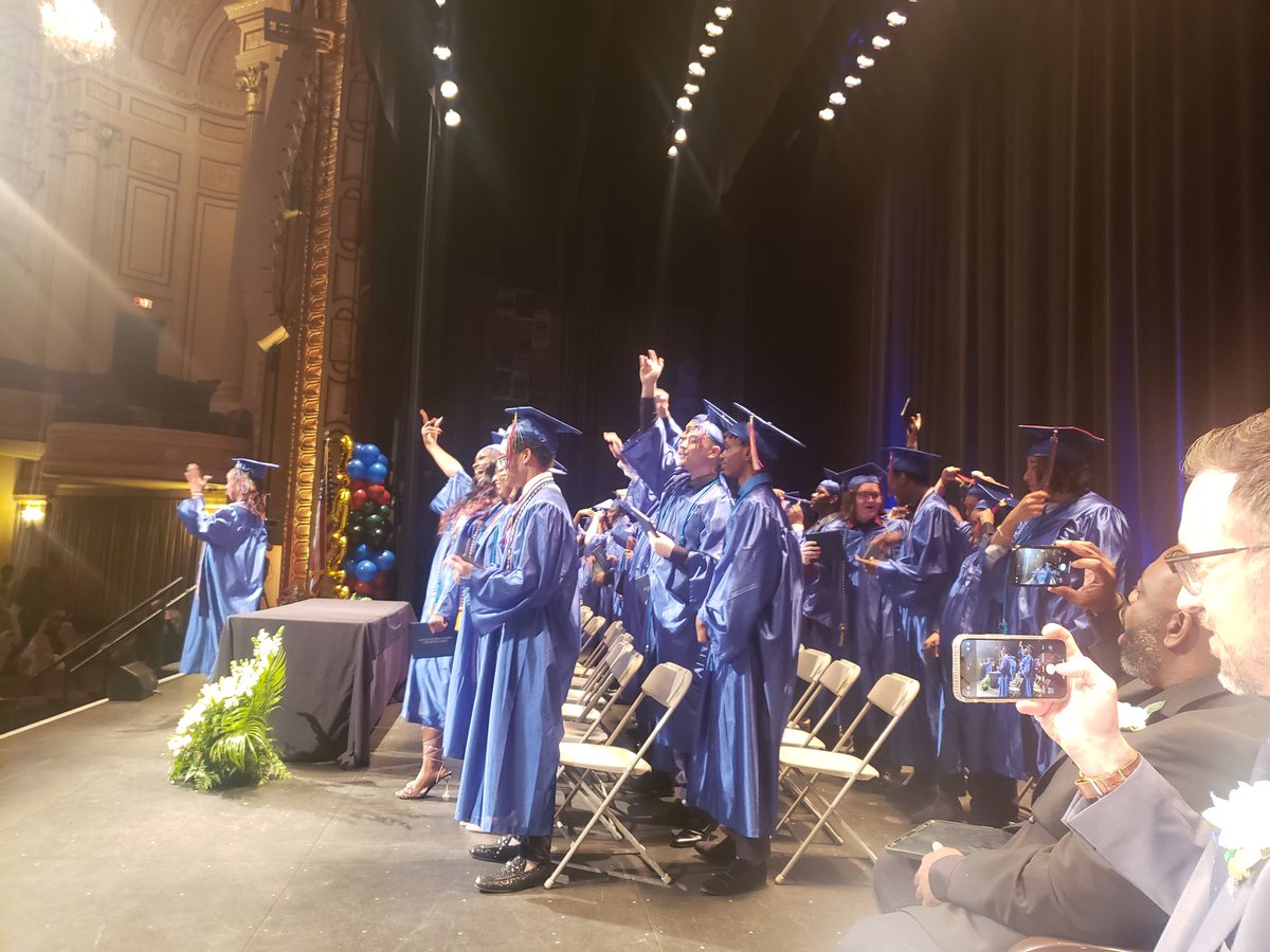 EricGordon_CEO's tweet photo. Congratulations to the 57 members of the @CLEMetroSchools Cleveland High School of Digital Arts who graduated this evening. 44 of these 57 graduates are @SayYesCleveland scholarship recipients! Welcome to the alumni association Dragons! #CelebrateCMSD #GetMore https://t.co/PJptc7DSVm