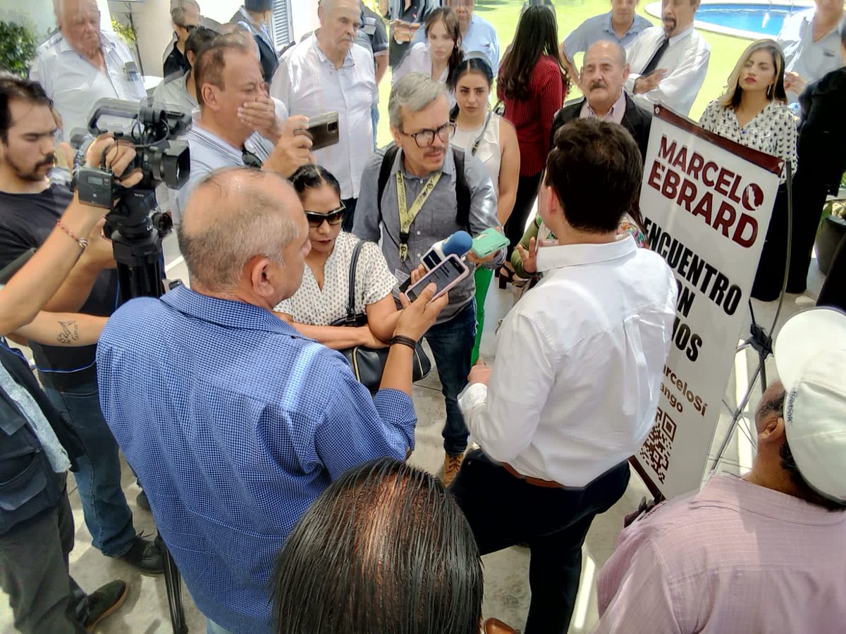 lic_aguadohdez's tweet photo. Así fue la presentación ante medios de comunicación en la gran #ComarcaLagunera
#ConMarceloSí
#MarceloEsElMejor
@avanzada_n @AvanzadaDurango @plataformaverd @_FeMec_ #DiálogosProgresistas #MTDMA #JovenesConMarcelo #MarceloEsMorena https://t.co/AE9lRr9WcD