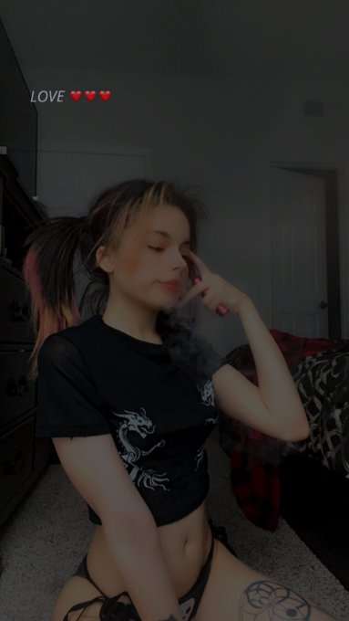 ☺️🖤💜 https://t.co/aPapAVKaWK