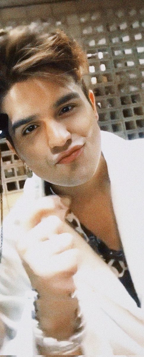 os olhinhos, o biquinho 🥺🤏🏼❤️