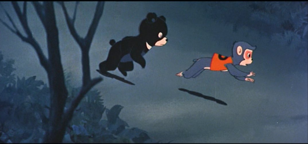 東映動画社内報「私のデヴュー作」には『少年猿飛佐助』「95-2 クマとサルとシカが山賊に追われて走って来るカット」と記されていらっしゃいました。 似たシーンが幾つかあるのですが、動物たちがおゆうさんに山賊襲来を知らせに走るシーン(画像)でしょうか。