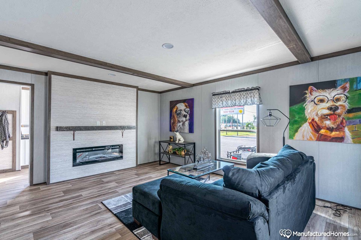 ARHomeCenter's tweet photo. 4 BED + 2 BATH ON SALE
With beautiful expansive living areas and open concept flow, The Entertainer is designed for the family that enjoys spending time together or entertaining friends! Call (501) 882-7200 for more info or come by to see us!
https://t.co/fiJ4Fxqeba https://t.co/NkHxmaFQ8A