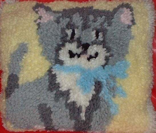 Wantaddigest's tweet photo. Latch Hook kitty pillow https://t.co/Es6y1yxUiF #forsale #WantAdDigest #classifiedads #sellyourstuff https://t.co/Ba13QS5QKU