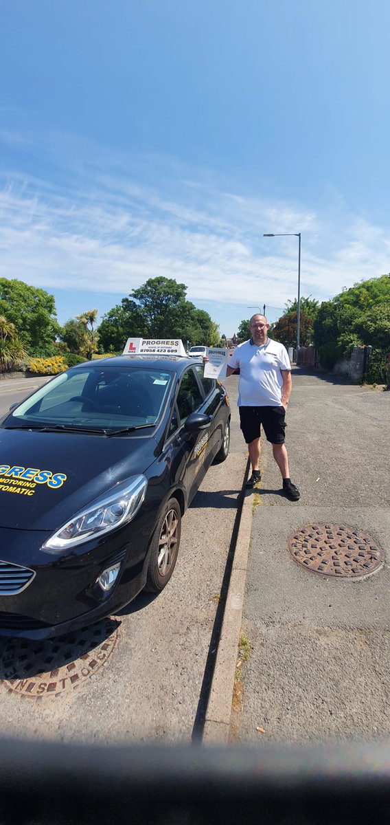Steve passed today in Rhyl with only one minor 
#heatwaveuk #DrivingLicense #drivingschool #northwalessocial #progress #denbighshire #Conwy #Flintshire #Chestertweets