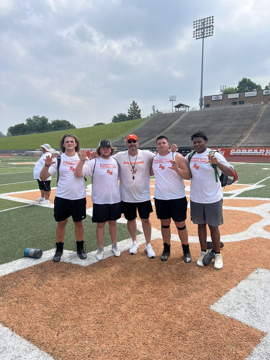 With my boys <a href="/Therealjaydeny/">Jayden young</a> <a href="/HenryBuelow/">Henry Buelow</a> <a href="/W_Lancaster55/">Will Lancaster</a> glad I got to come out and compete <a href="/BearkatsFB/">Sam Houston Football</a> thank you <a href="/Coach_B_Natkin/">Brian Natkin</a> <a href="/SamParker3271/">Sam Parker</a> <a href="/CoachWiesmann/">Coach Wiesmann</a>
