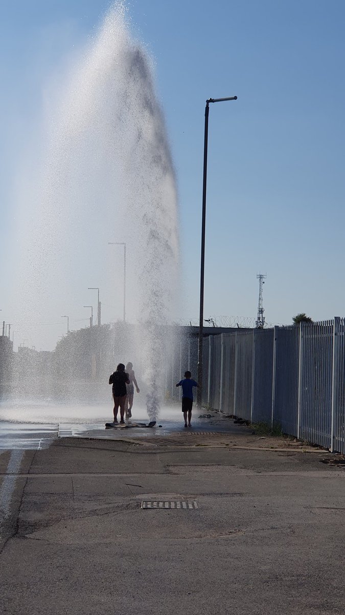Cooling off in Liverpool (it's been reported) #heatwaveuk