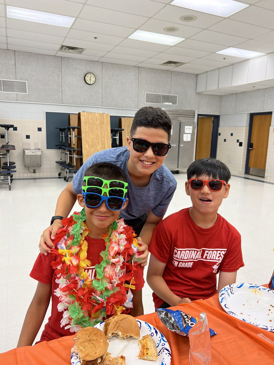 CFESRedBirds6th tweet media