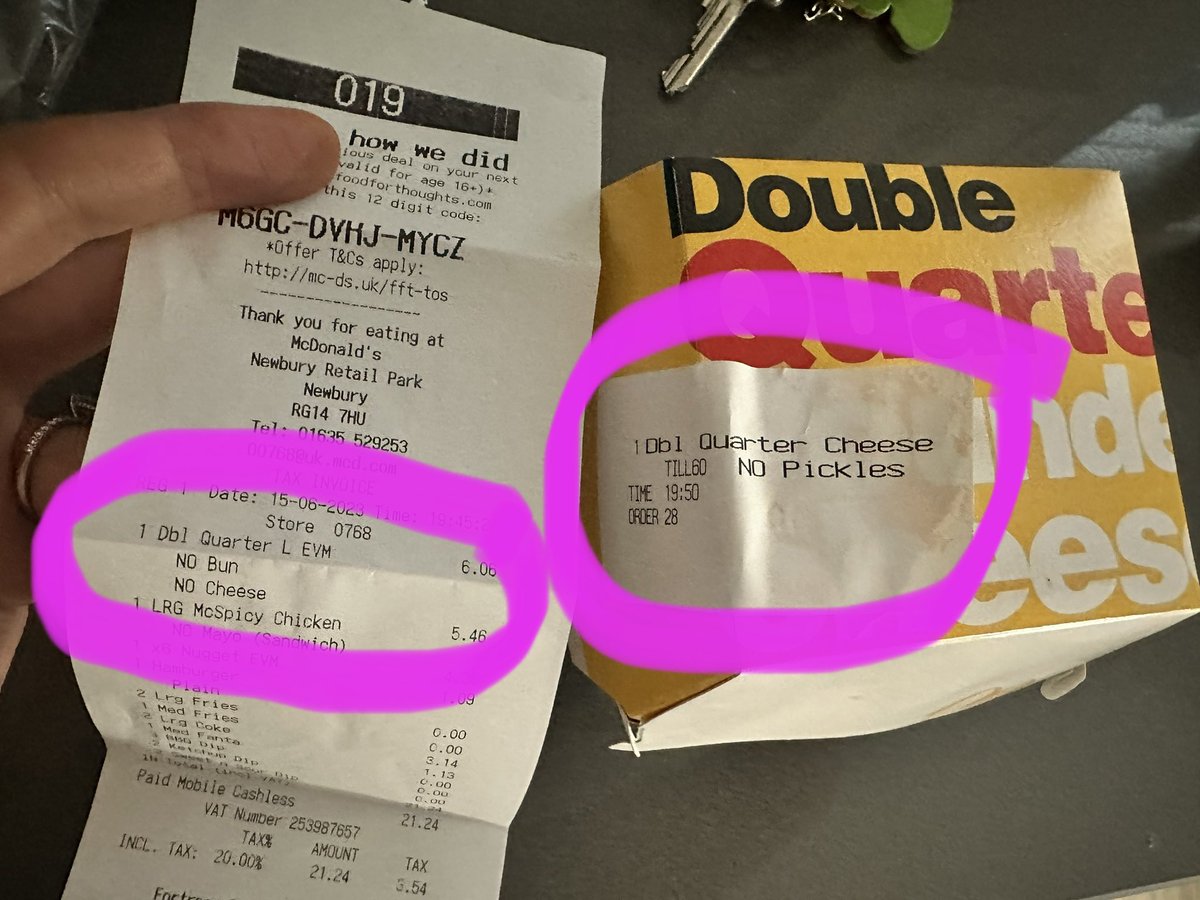 NatalieSims03's tweet photo. Good one @McDonaldsUK 👍🏻 wasted my money and hangry 🤬 https://t.co/v1qdRzTwxj