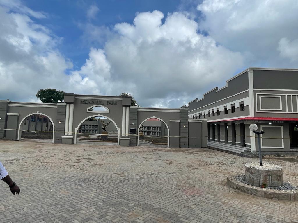 FaustinaEzeigb1's tweet photo. My parish after one year of the massacre......A memorial park was built for the souls of the 41 Martyrs killed......May there souls rest in peace .....#Owoattack #june5th2022 #Owomassacre
In all....God is the greatest 💗We are back bigger, stronger and better 🤗🤲🏻 https://t.co/sNf9Sgrh72