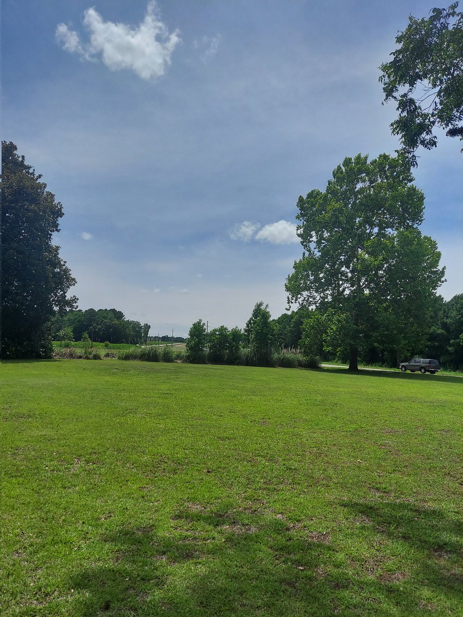 RickWorksHard's tweet image. This is the house we moved into in Bamberg County, South Carolina.