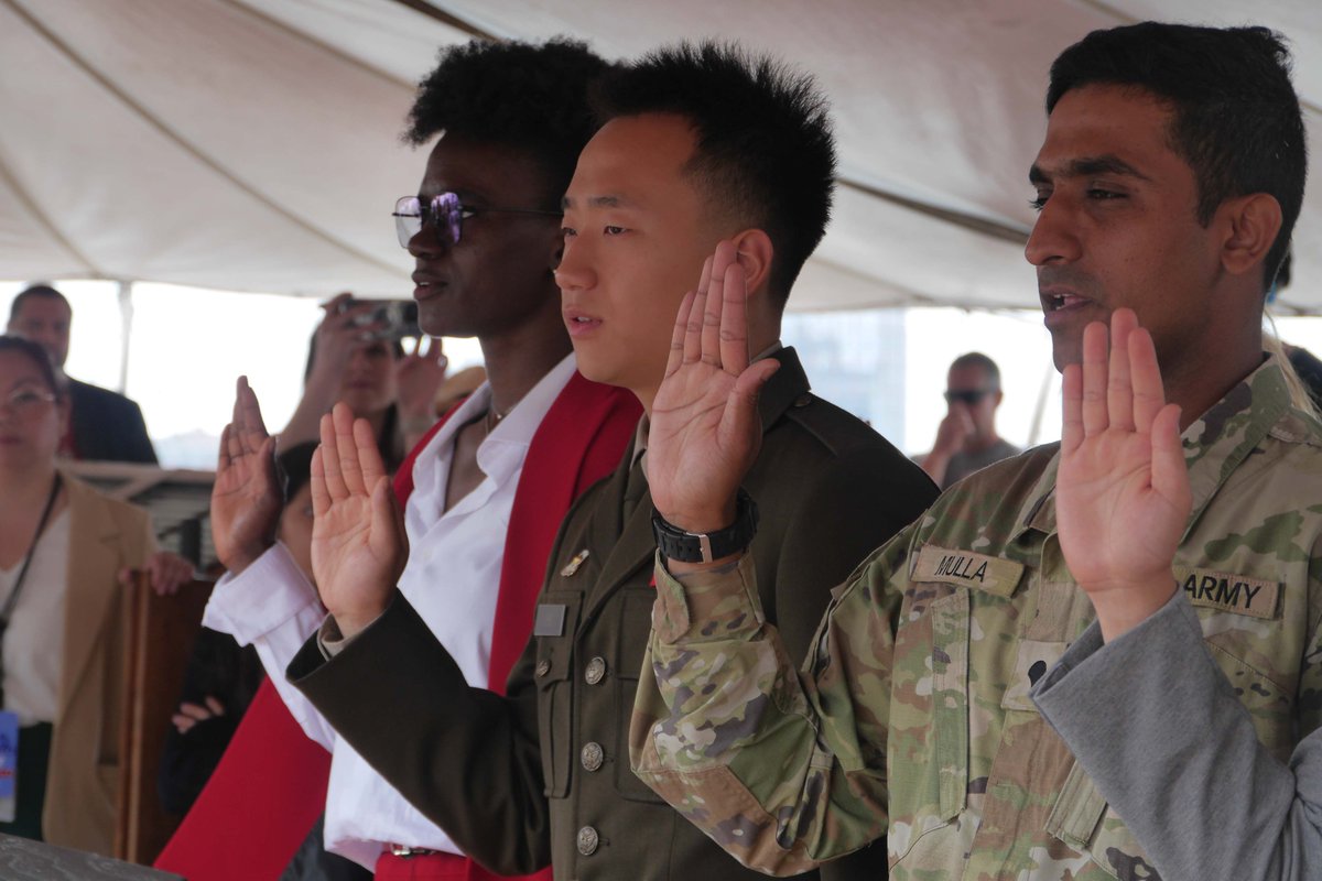 On #FlagDay, 20 New Yorkers from 17 countries became #NewUSCitizens and made history at the first-ever naturalization ceremony aboard the 1885 Tall Ship Wavertree at the <a href="/SeaportMuseum/">Seaport Museum</a>.