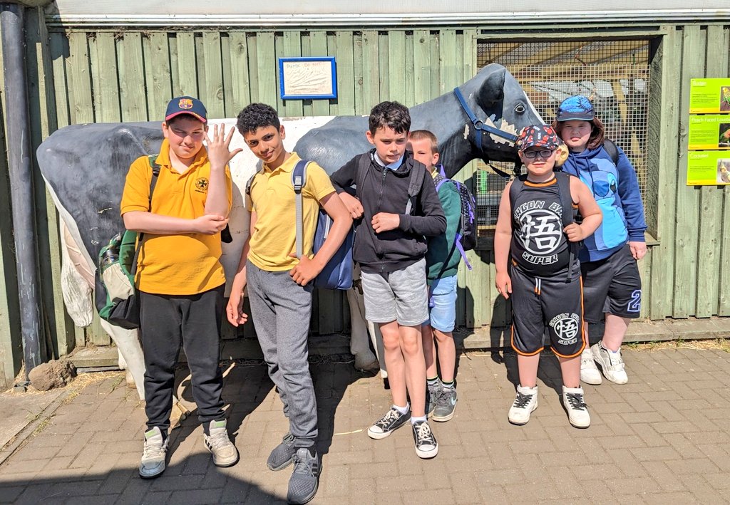 KnightsridgePr1's tweet photo. The Sunshine Class had a wonderful time enjoying the sun at Mill Farm yesterday 🌞 💚💛 https://t.co/WZP0G8amK9