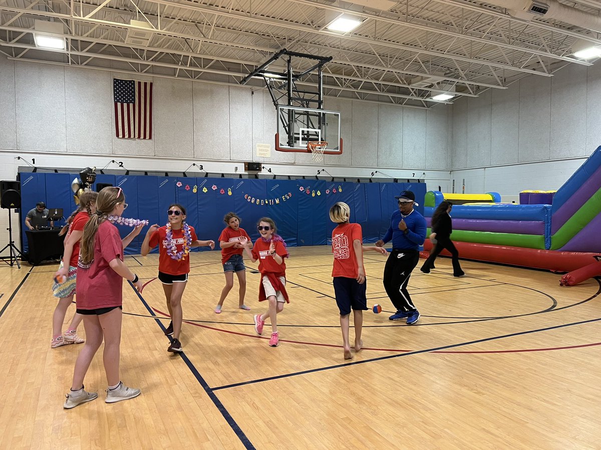 CFESRedBirds6th tweet media