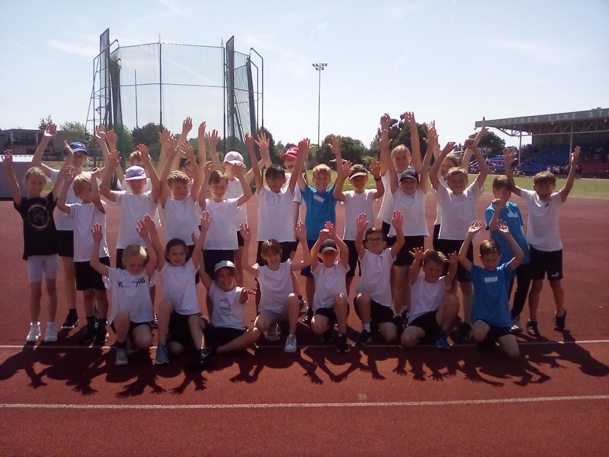 Barwelltrips's tweet photo. A fabulous day at Area Sports! Well done to everyone who took part - amazing sporting moments and some even better character! A huge congratulations to our gold medallists too! Thank you to our Barwell families for their brilliant support throughout the day!💙🏅@barwellacademy https://t.co/VQzdVLoJtn